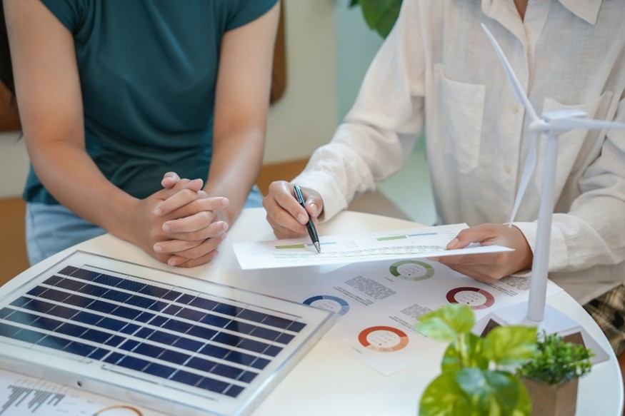 Someone helping a person understand energy